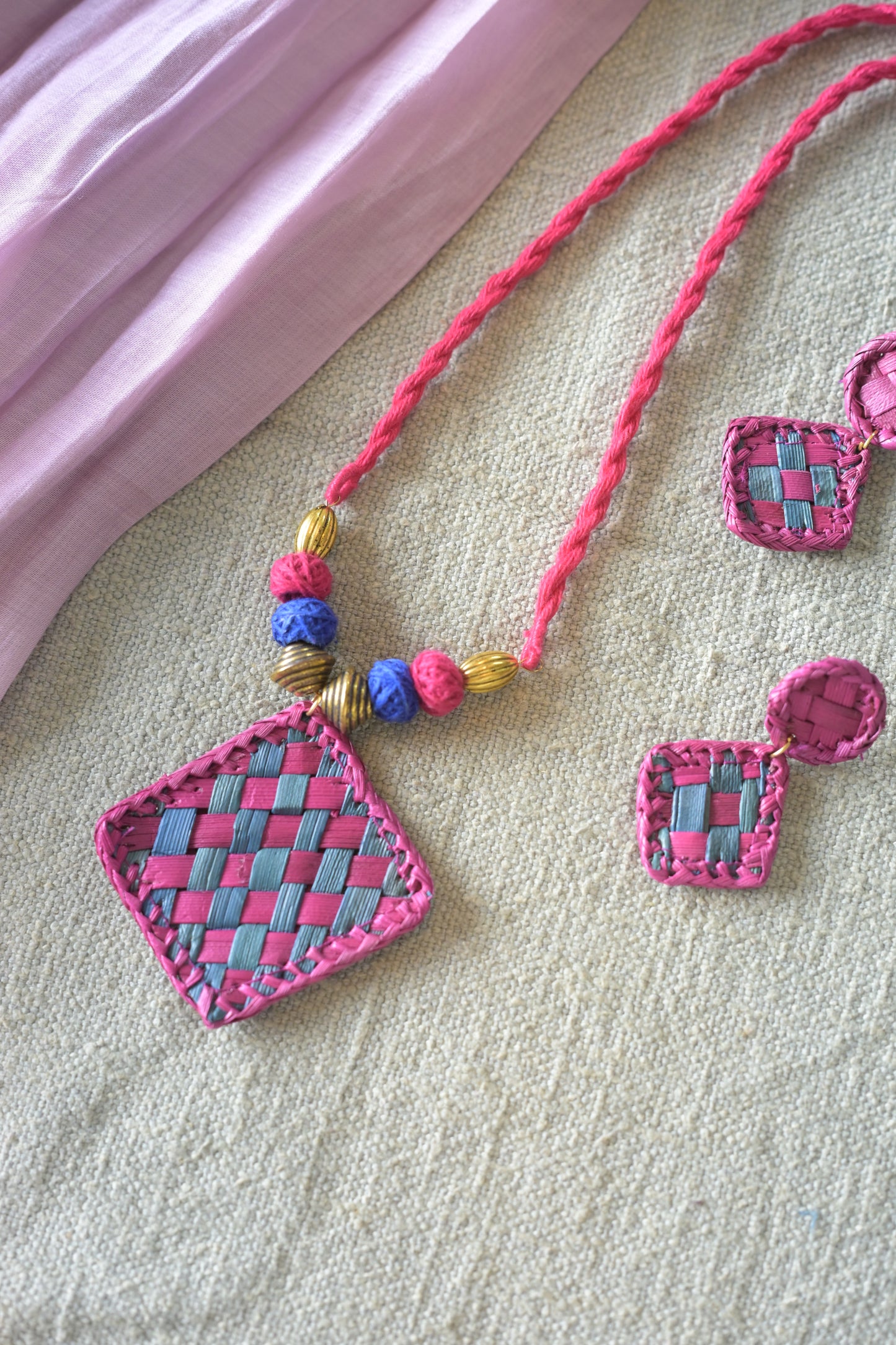thazhampoo necklace with diamond Pendant Set