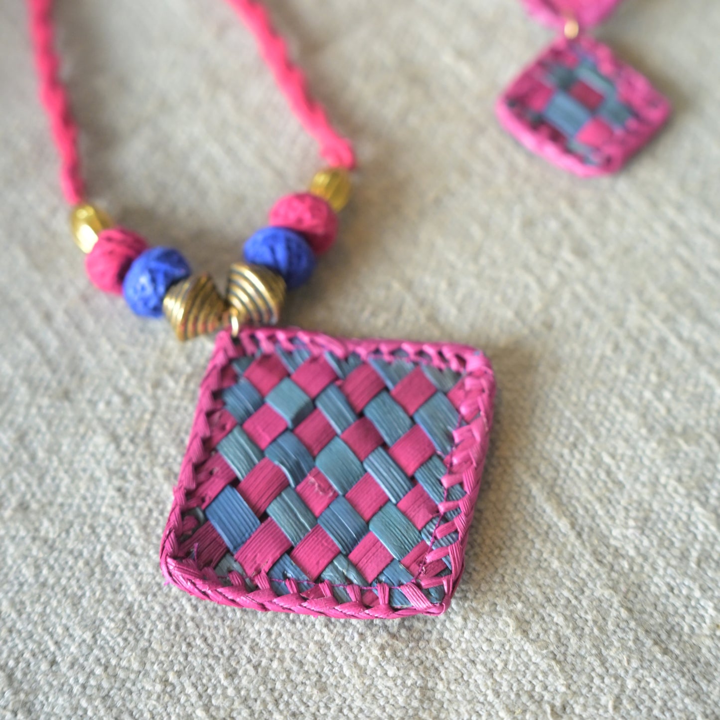 Thazhampoo necklace with diamond Pendant Set -Rani pink and teal